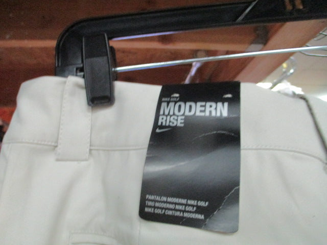 Load image into Gallery viewer, Nike Modern Rise Tour Performance Size 6 Women's Golf Shorts
