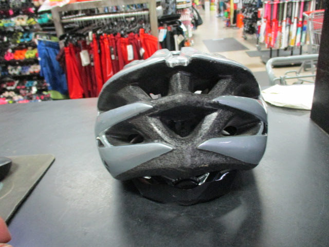 Load image into Gallery viewer, Used Bontrager Size 50cm - 57cm Bicycle Helmet
