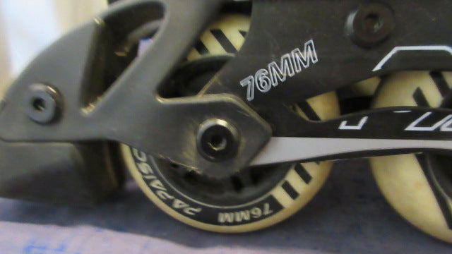 Load image into Gallery viewer, Used Papaison ABEC-7 Adjustable 5- 7.5 Roller Blades
