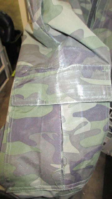 Load image into Gallery viewer, Used Sportcaster Camo Snow Pants Youth Size Large (16/18) - small wear
