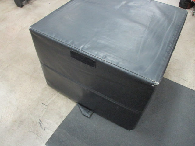 Load image into Gallery viewer, Used Rogue 20&quot; Foam Plyo Box
