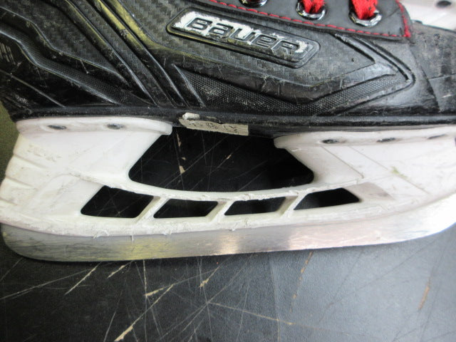 Load image into Gallery viewer, Used Bauer NS Hockey Skates - Size Youth 13k
