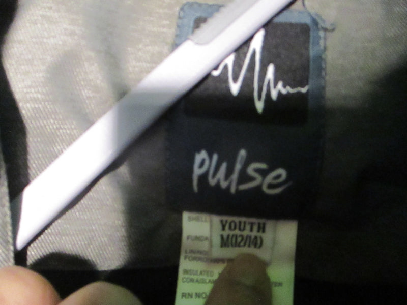 Load image into Gallery viewer, Used Pulse Youth Medium 12/14 Winter Snow Jacket
