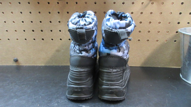 Load image into Gallery viewer, Used Storm Kidz Winter Snow Boots - Size 5T
