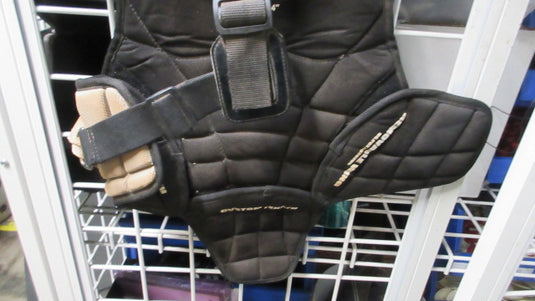 Used Mizuno Drylite Youth 14" Chest Protector