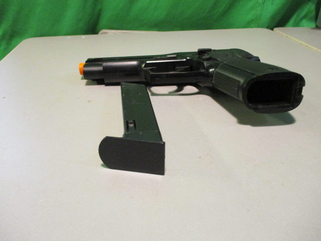 Load image into Gallery viewer, Used Blackwater P226 Air Soft BB Gun
