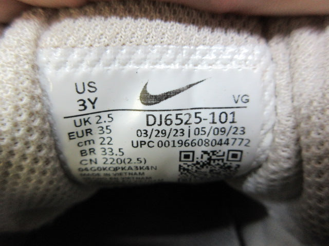 Load image into Gallery viewer, Used Nike Alpha Huarache 4 Keystone Baseball Cleats - Size Youth 3
