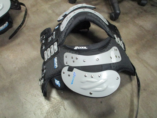 Used Gear Protec Z-Cool JV Football Shoulder Pads Size XL 16-17