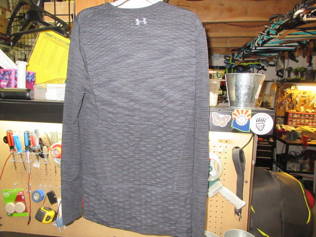Load image into Gallery viewer, Used Under Armour Long Sleeve T-shirt - Size SM
