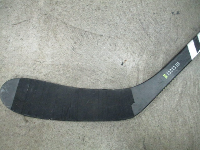 Load image into Gallery viewer, Used Warrior Alpha LX2 Team 55 Flex 56" Hockey Stick
