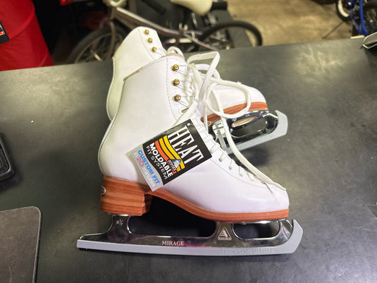 Used Jackson Elle Youth Figure Skates Size 3