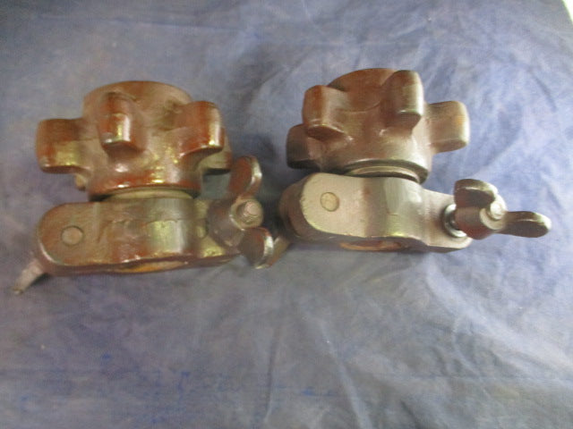 Load image into Gallery viewer, Used Vintage Weight Clamp Bar Collar Set (6.4lbs Total)
