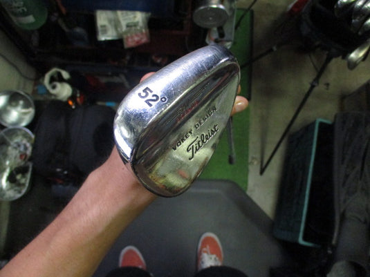 Used Titleist B Vokey 252.08 Chrome Right Hand 52º Gap Wedge