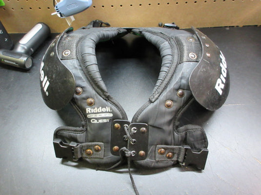 Used Riddell Quest Football Shoulder Pads - Size XS