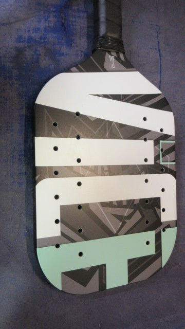 Load image into Gallery viewer, Used Diadem Vice Performance Pickleball Paddle - DEMO
