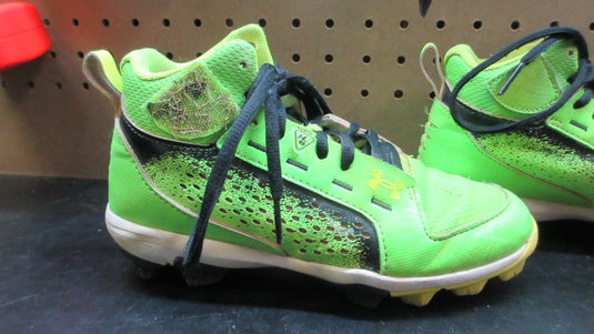 Used Under Armour Mens Harper 6 Low ST Baseball Cleats - Size Youth 2.5
