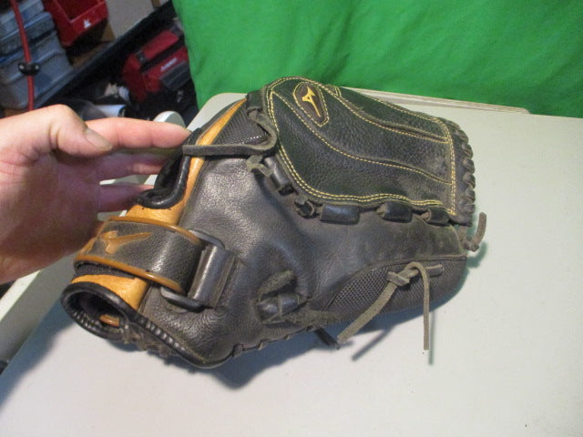 Load image into Gallery viewer, Used Mizuno Supreme Series Fastpitch Glove 12&quot; - RHT
