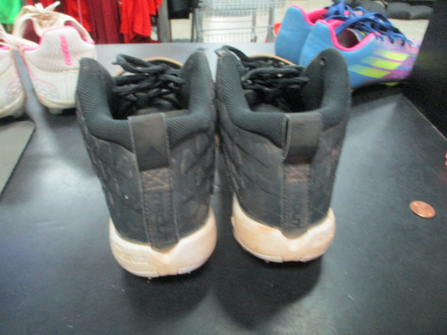 Load image into Gallery viewer, Used Nike 27 FastFlex Size 6 Football Cleats

