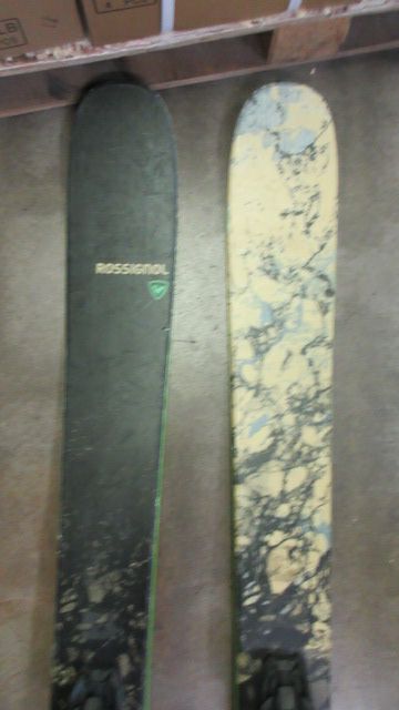 Load image into Gallery viewer, Used Rossignol Blackops Sender Powder Skis w/ Marker Bindings - 172 cm - wear
