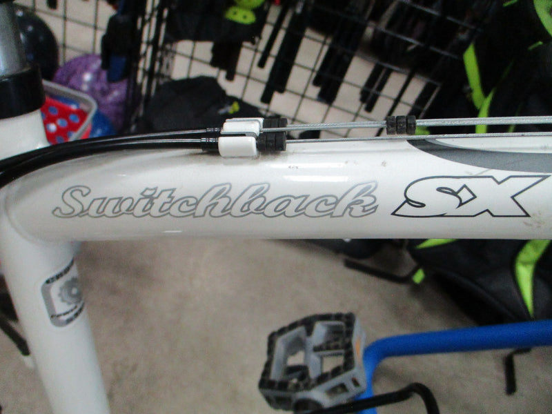 Load image into Gallery viewer, Used Mongoose Switchback SX 21 Speed 26" Mountain Bike
