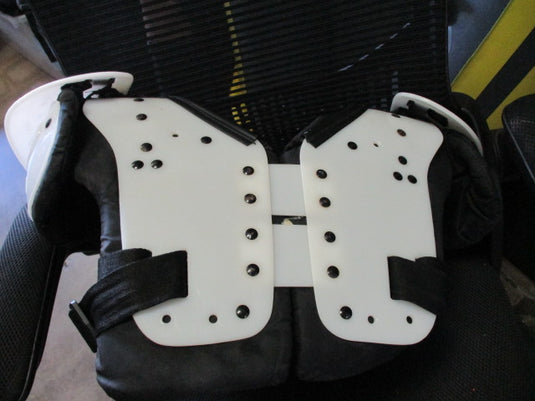 Used Schutt Jr Blocker Size 2XLarge Shoulder Pads