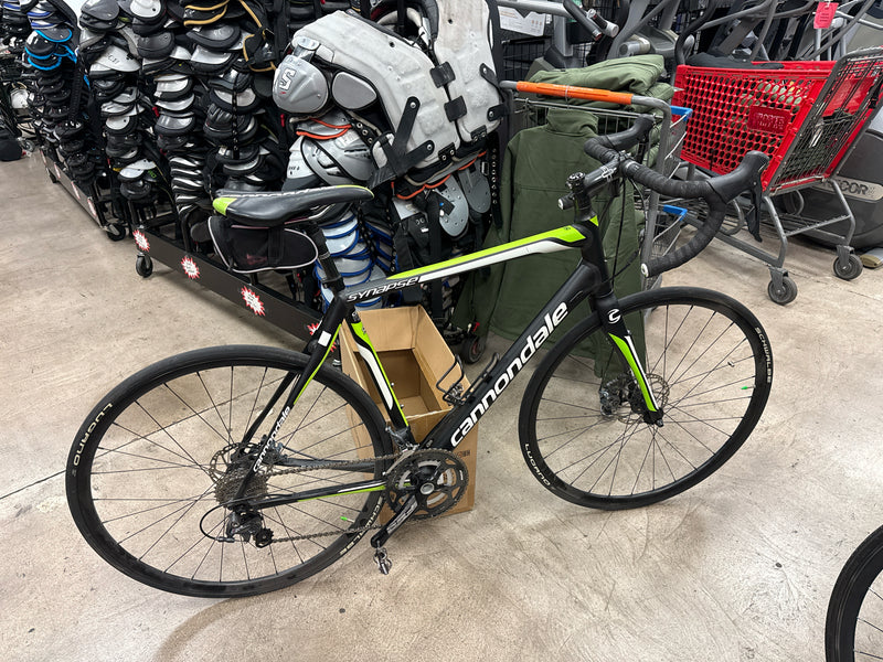 Load image into Gallery viewer, Used Cannondale Synapse Carbon 2 Edurance Road Bike

