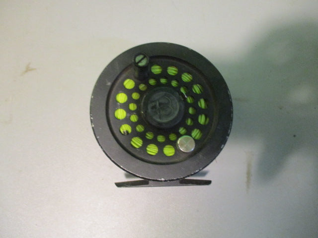 Load image into Gallery viewer, Used Ross Cimarron C2 FLY Fishing REEL
