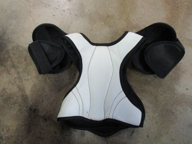 Load image into Gallery viewer, Used CCM LTP Shoulder Pads Size Youth Medium
