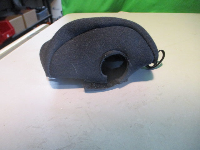 Load image into Gallery viewer, Used Bass Pro Shops Reel Covers  Low Profile Baitcast
