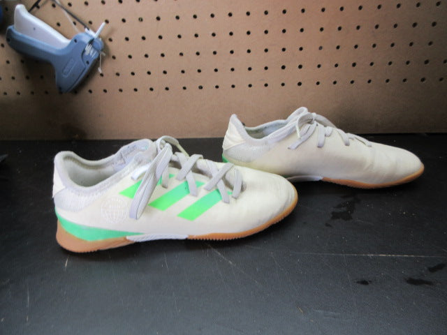 Load image into Gallery viewer, Used Adidas Gamemode Fg Indoor Soccer Cleats - Size 2
