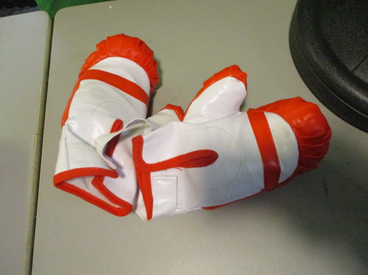 Used Bullseye JR Boxing Gloves