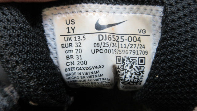 Load image into Gallery viewer, Used Nike Men's Alpha Huarache 4 Keystone Baseball Cleats - Size Youth 1
