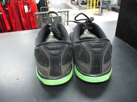 Used Nike Lunarlon Size 8.5 Golf Shoes