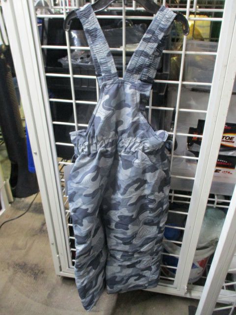 Load image into Gallery viewer, New WFS Pulse Preschool Fashion Snow Bib Youth Size Large (7) Grey Camo
