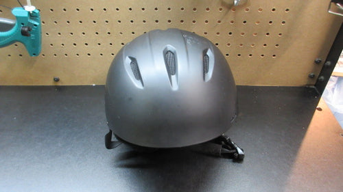 Used Giro Snow Helmet - 52m-55.5cm