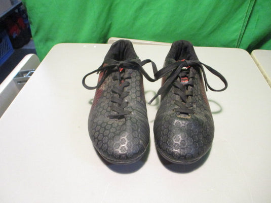 Used Vizari  Soccer Cleats Size 2