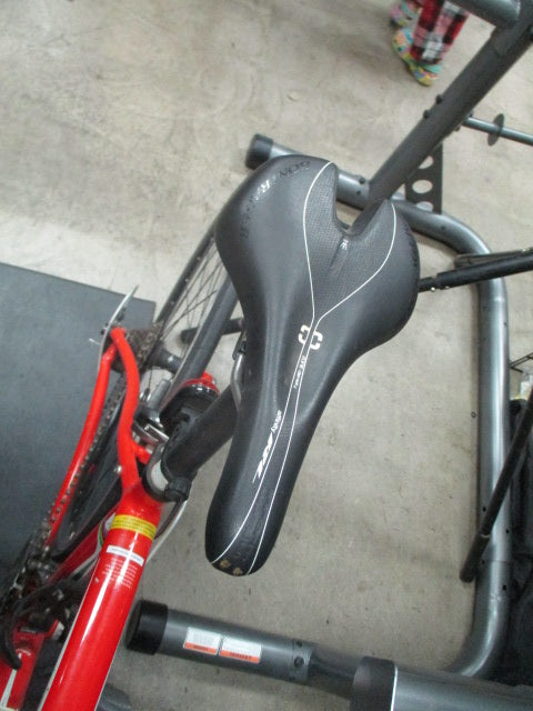 Load image into Gallery viewer, Used Specialized Allez Elite 20 Speed Road Bike
