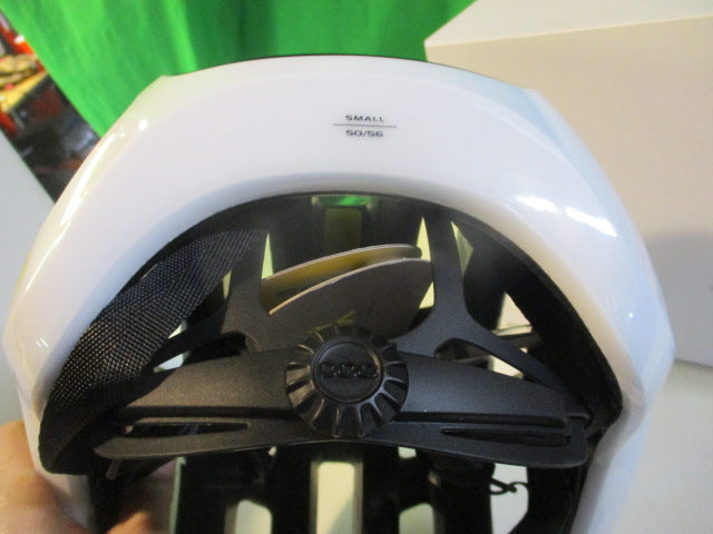 Load image into Gallery viewer, POC Ventral Air Mips Bicycle Helmet Size 50-56cm - Hydrogen White

