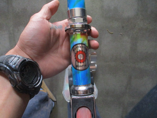 Load image into Gallery viewer, Used Razor Tye Dye Rainbow Foldable Scooter
