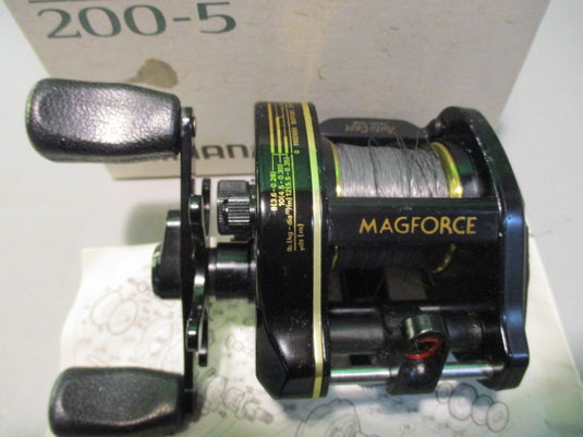 Used DAIWA MagForce Procaster PMA15 FISHING REEL