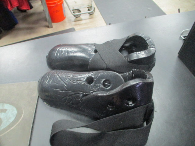 Load image into Gallery viewer, Used U.S.A. Black Karate Youth Foot Protector - Has Wear
