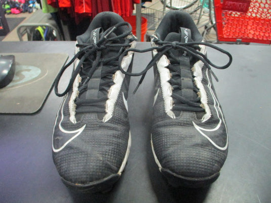 Used Nike Vapor Football Cleats Size 10.5 (Has Tear)