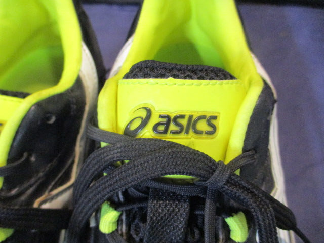 Load image into Gallery viewer, Used Asics Lethal Tigreor Rugby Cleats / Boots Adult Size 7
