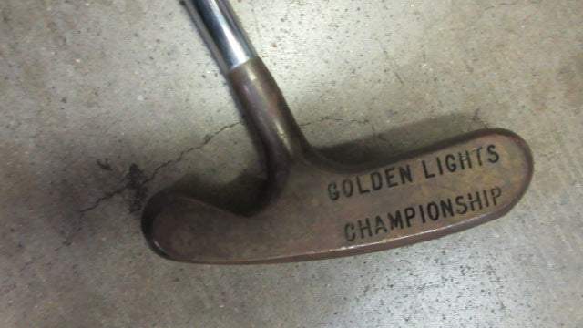 Load image into Gallery viewer, Used Vintage Golden Lights Champion Putter - 35'
