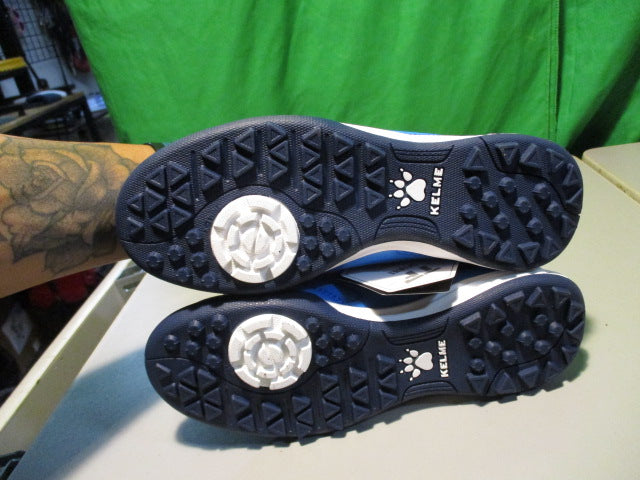 Load image into Gallery viewer, Used Kelme Size 2 Indoor Soccer Cleats
