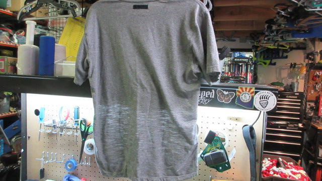 Load image into Gallery viewer, Used Fabletics T-Shirt - Size Small
