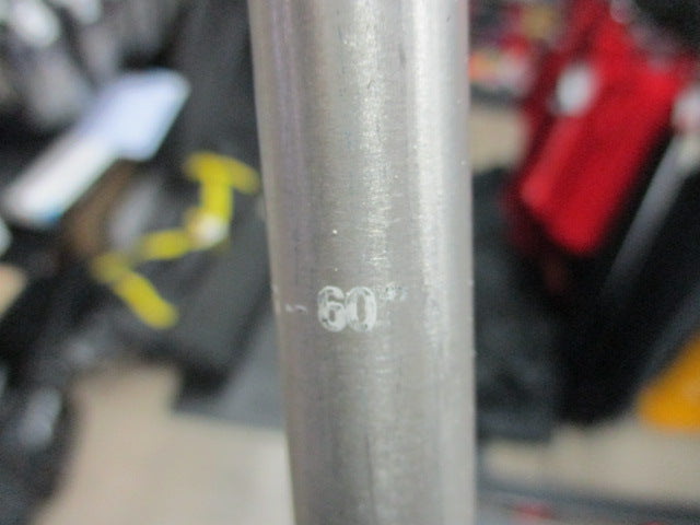 Load image into Gallery viewer, Used Leki 60&quot; 150cm Cross Country Poles (basket has small chip on corner)
