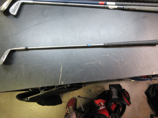 Load image into Gallery viewer, Used U.S. Kids Golf WT-20s 56/20 Degrees  UL51-s Sand Wedge, Graphite Shaft
