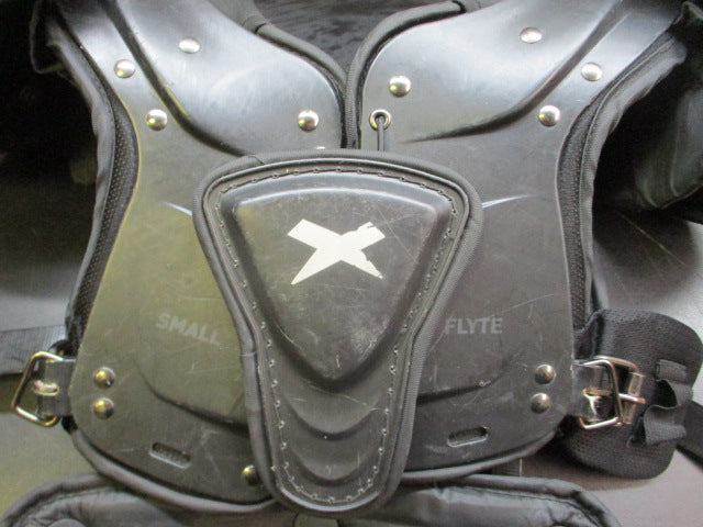Load image into Gallery viewer, Used Xenith Flyte 2 TD Football Shoulder Pads W/ Back Plate - Size Small
