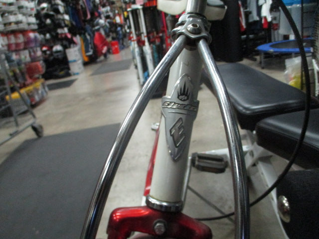 Load image into Gallery viewer, Used Electra Deluxe 3 Speed Cruiser in Cherry Red With 26" White Wall Wheels
